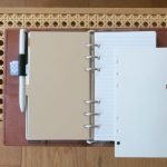 Bible 活頁手帳打開至空白的自製每日待辦事項內頁